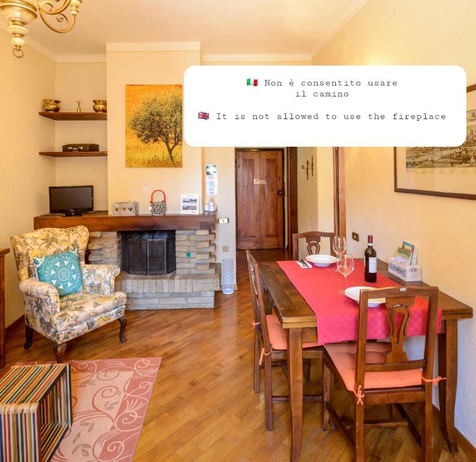סן ג'ימיניאנו Sangi Studio Apartment - With Amazing View Of The Duomo מראה חיצוני תמונה