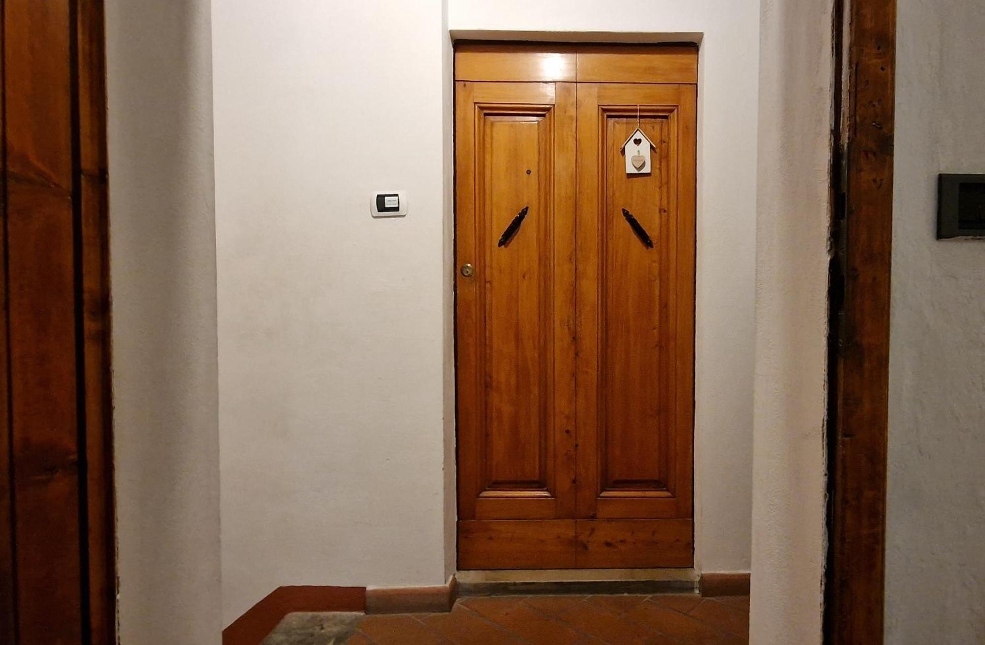 סן ג'ימיניאנו Sangi Studio Apartment - With Amazing View Of The Duomo מראה חיצוני תמונה