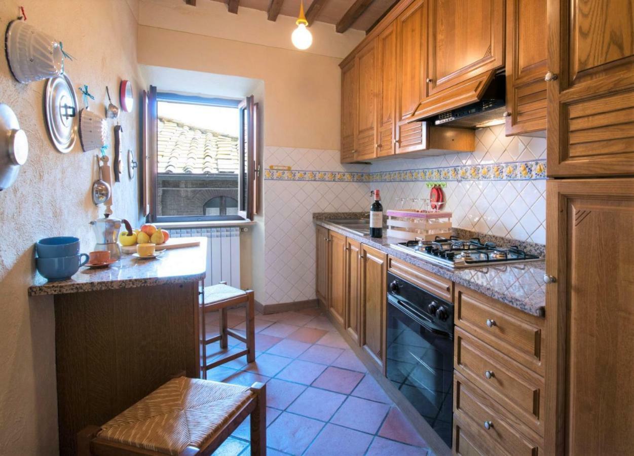 סן ג'ימיניאנו Sangi Studio Apartment - With Amazing View Of The Duomo מראה חיצוני תמונה